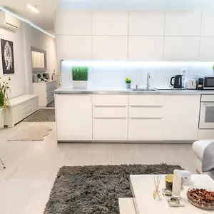 sunhill-luxury-apartment-budapest.inbudapesthotels.com/